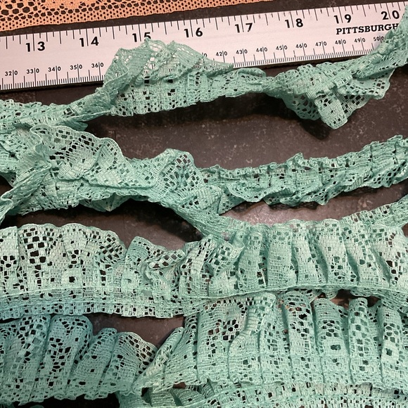 Vintage lace trim crafting sewing stash builder lot junk journal embellishments - Picture 5 of 11